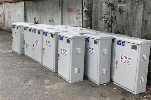 So sánh tủ điện composite và tủ điện kim loại, Đâu là lựa chọn tốt?