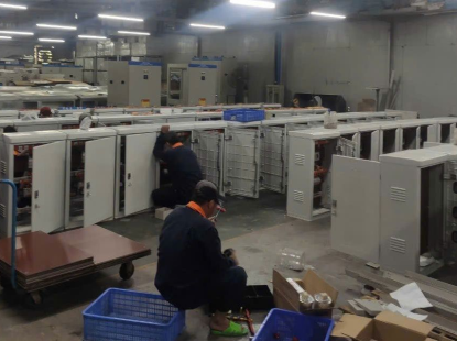 Vì sao tủ điện composite đang được ưa chuộng trong ngành công nghiệp?